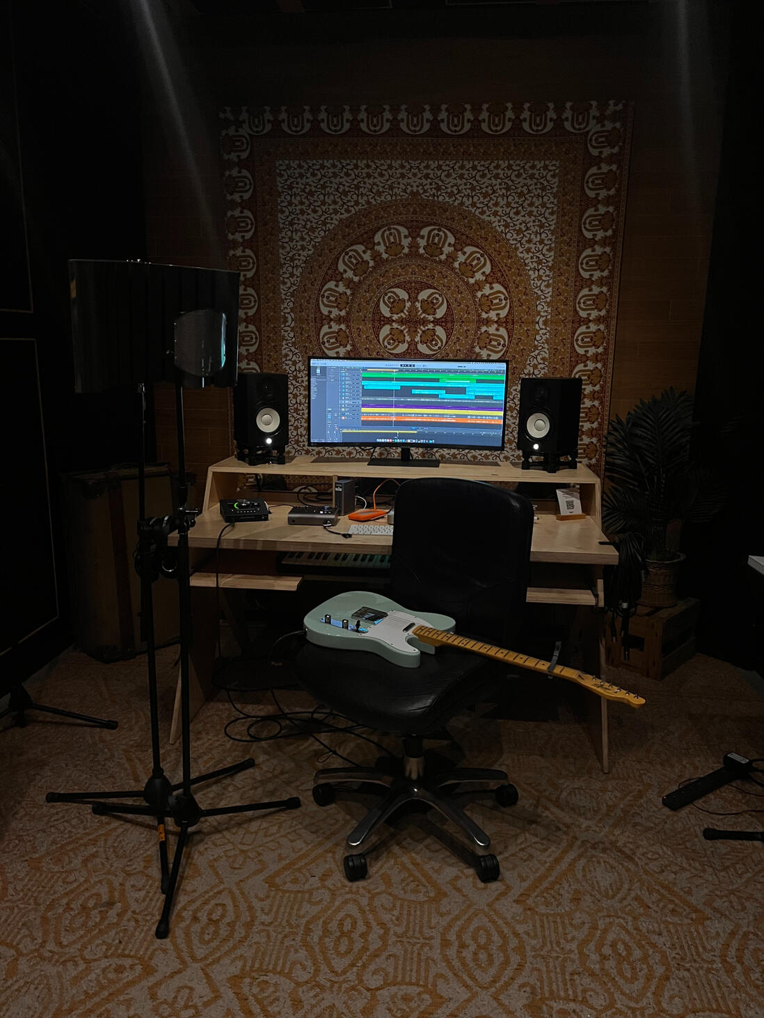 Studio 2